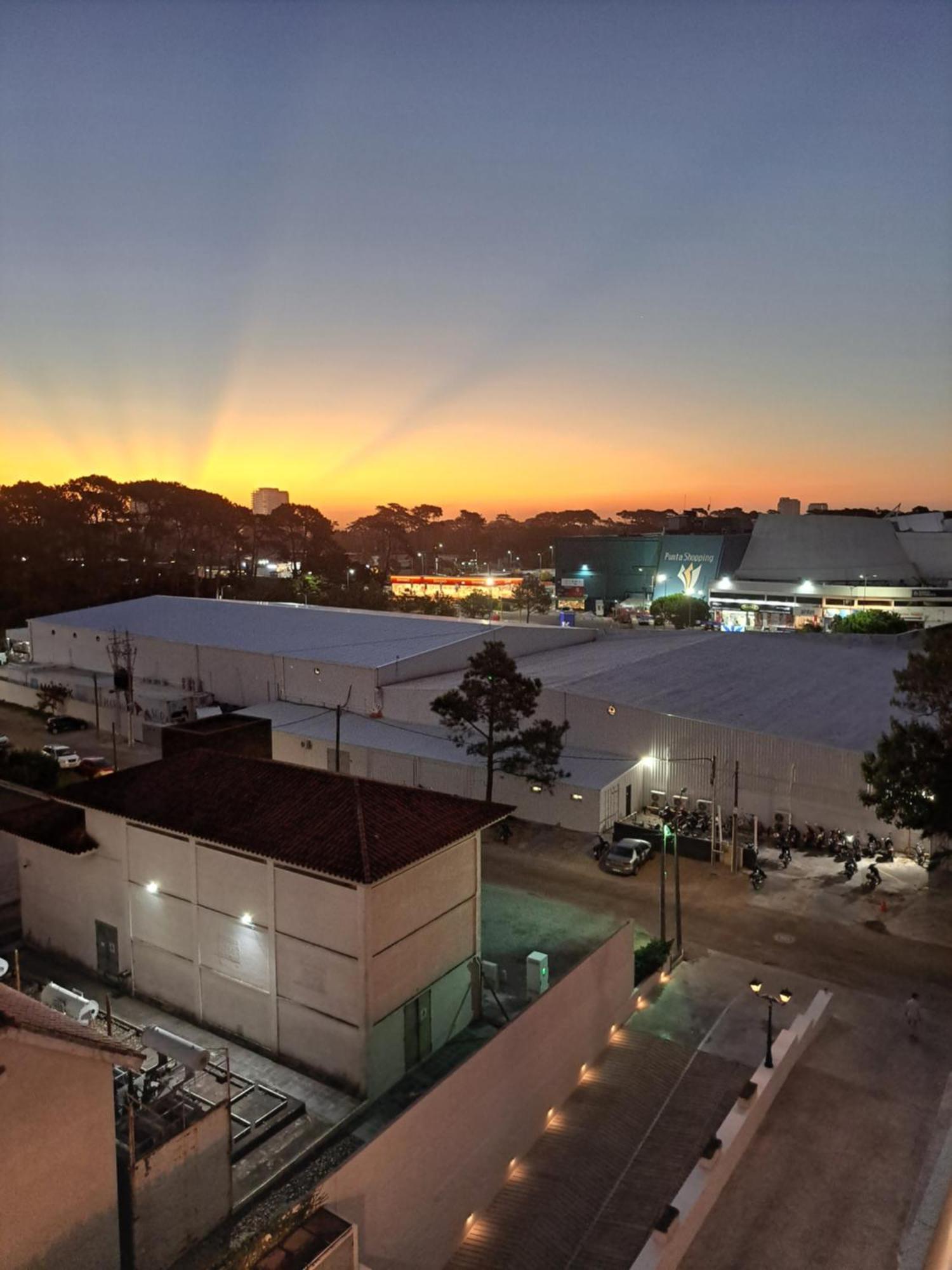 Monoambiente De Lujo En Place Lafayette - Ganadores Del Premio Award 2025 Punta del Este Esterno foto